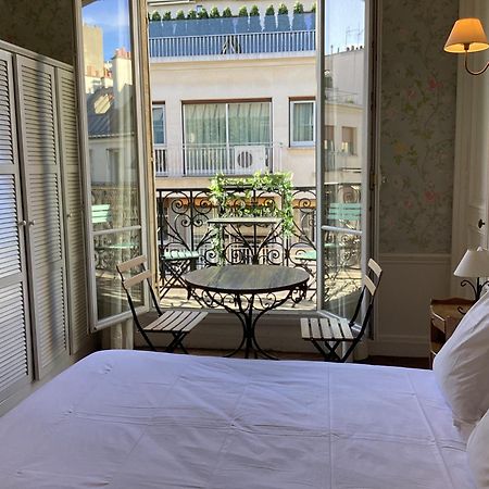 Bed And Breakfast Paris Quartier Champs-Elysees Exterior foto